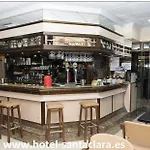 Hotel Santa Clara *