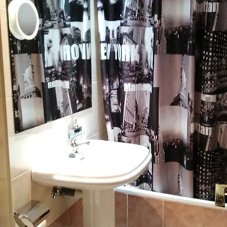 Santa Clara Ξενοδοχείο *