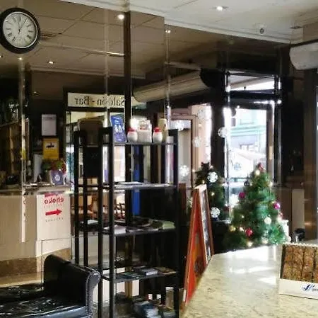 Ξενοδοχείο Santa Clara *